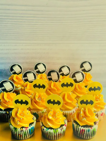 This set features Batman and Thor themed cupcakes. The yellow buttercream with the Bat-Signal and Thor's hammer toppers are great examples of how I can customize a set to include all of your child's favorite heroes.