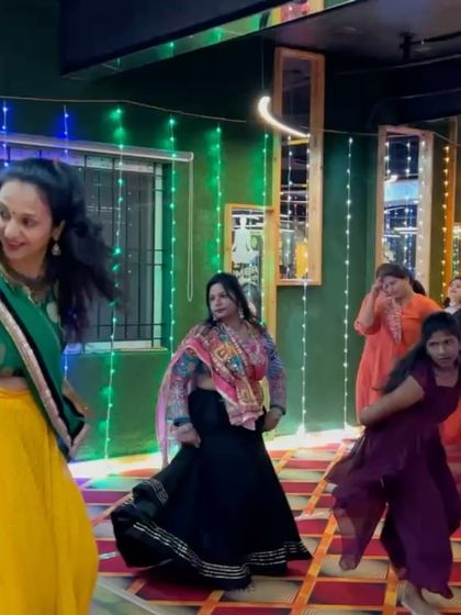 Meenal Dubey - Wedding & Sangeet Choreography Garba & Dandiya Nights photo 11