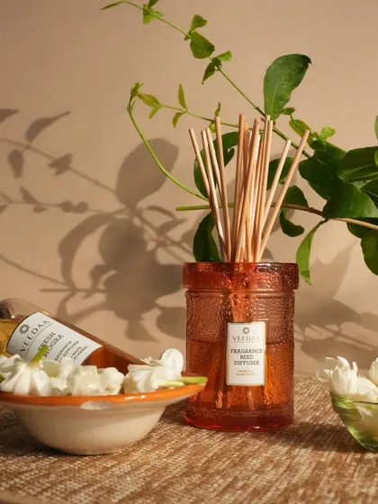 A curated selection from our extensive product portfolio, showcasing the diverse range of fragrances, colors, and designs we offer. Each image highlights the beauty and versatility of our candles, diffusers, and gift sets.