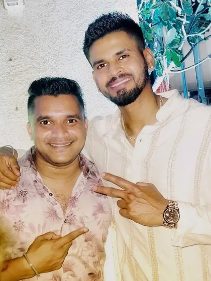 A picture with the talented Indian cricketer Shreyas Iyer. It's always an honor to meet and perform for the stars who make our country proud.