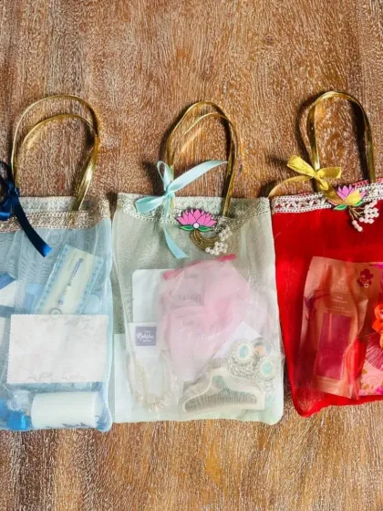 Gift Hamper - Personalized Gift Hampers Rakhi Celebrations photo 160