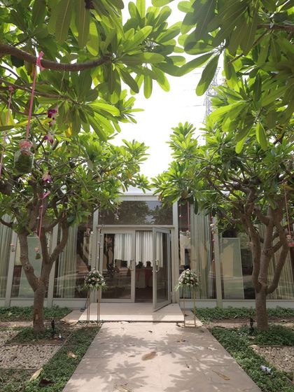 Capturing the Ambiance photo 10