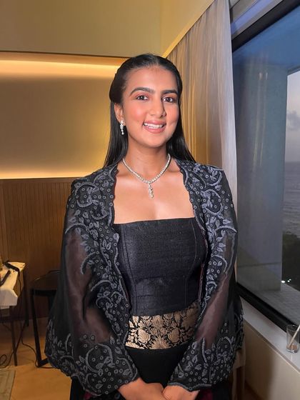 Soft & Radiant Glam photo 24