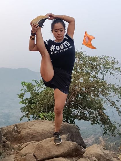 My all-time favorite, Utthita Hasta Padangusthasana. My bond with Hatha yoga became stronger while learning this pose, which beautifully combines balance and flexibility.