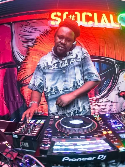 Bobkat on the decks with me in the background. We switch it up to keep it fresh.