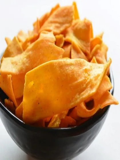 A close-up of the golden, baked texture of my chips. You can see they are not greasy, just pure, crunchy goodness.