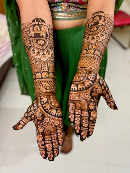 Mitali - Bridal Mehendi Custom Story & Portrait Mehendi photo 40