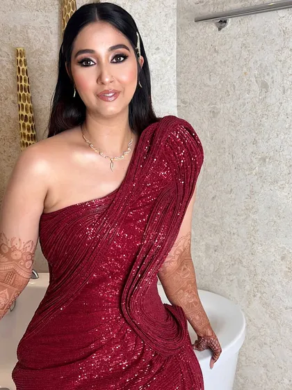 A beautiful cocktail look for my bride Surbhi in a stunning Gaurav Gupta gown. The makeup was chic and glamorous to match.