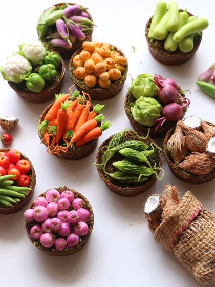 A beautiful flat lay of all 15 types of vegetables taught in my course.