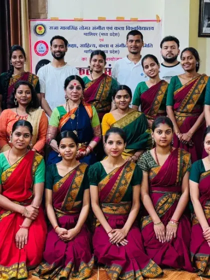 A group photograph with the wonderful students at the Raja Mansingh Tomar University in Gwalior. I conducted a workshop for students from various departments, creating a beautiful amalgamation of our culture.