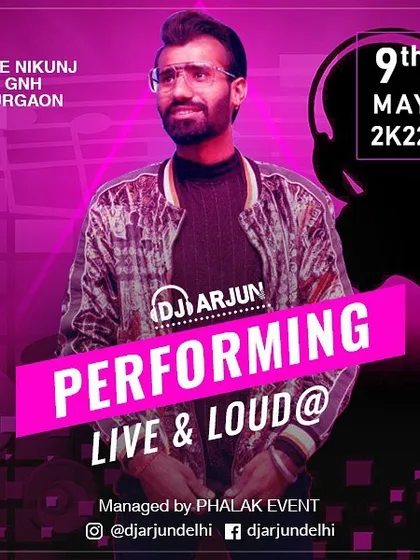 On the decks with a live percussionist for a show at The Nikunj, Gurgaon. The addition of live instruments always elevates the crowd's energy.