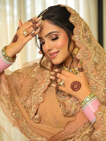 Signature Bridal Looks photo 23