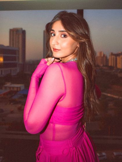 Chic & Contemporary photo 6