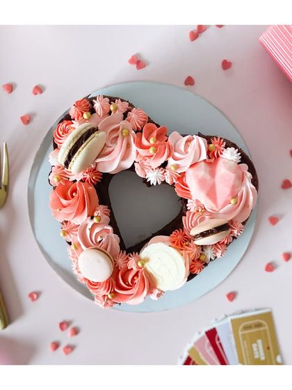 Personalized Monogram & Number Cakes photo 7