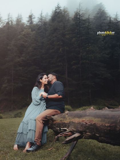 Photoklicker - Pre-Wedding & Couple Photoshoots Mountain & Forest Escapes photo 4
