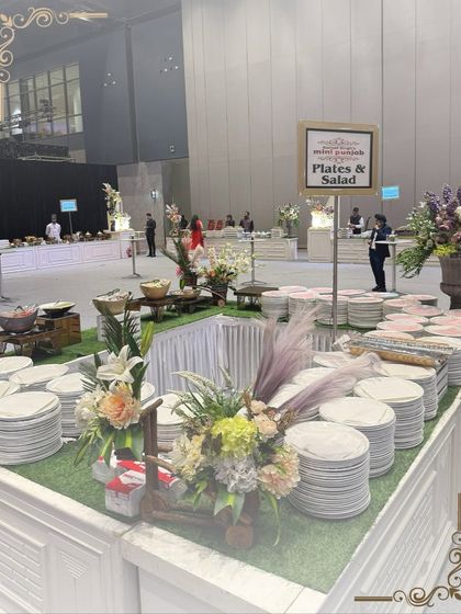 Grand Celebrations: Ambiance & Scale photo 24