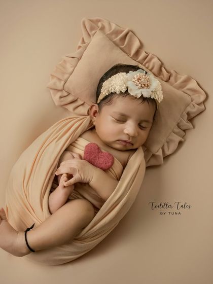 Pure & Simple: Newborn Portraits photo 5