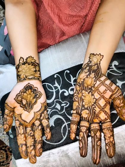 Hajira Mehendi Artist - Mehndi Artist Services Modern & Minimalist Designs photo 74