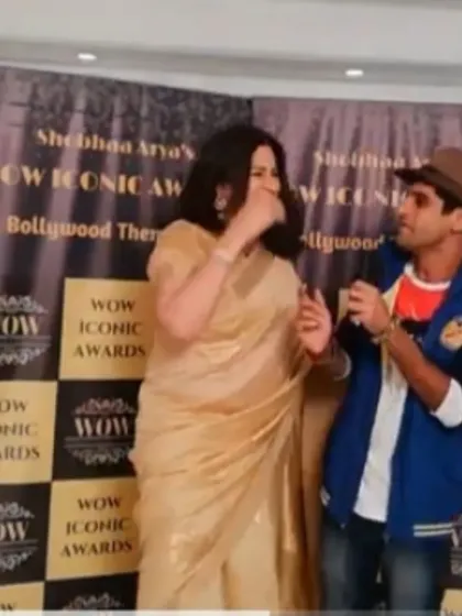 A shot capturing the natural and spontaneous interaction during the celebrity interview. These are the moments that make an event memorable.