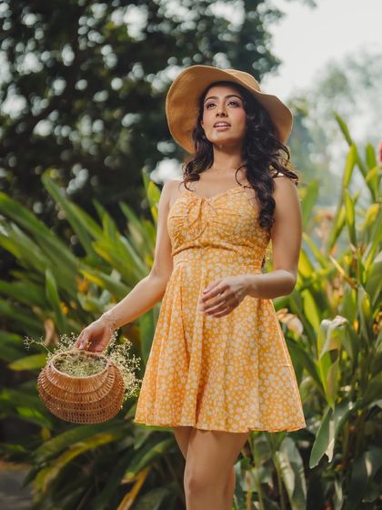 Ebins Photogrid - Fashion & Commercial Photography Lehenga & Gown Lookbooks photo 4