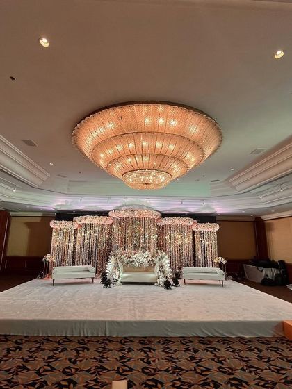 Glamorous Sangeet & Reception Designs photo 19