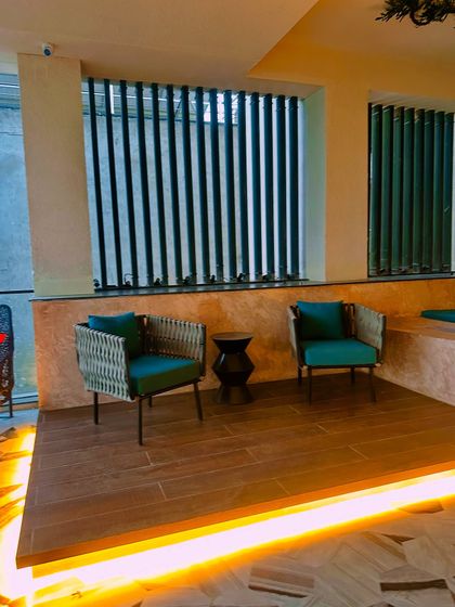 Intimate Courtyards & Balconies photo 14