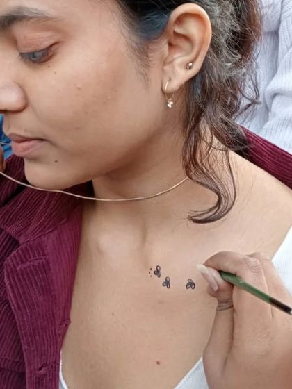 Minimalist & Symbolic Body Art photo 9