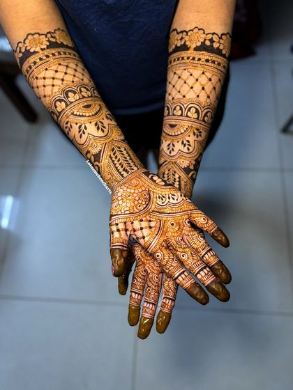 Lotus Mehendi Arts - Bridal & Occasion Mehendi Elaborate Bridal Designs photo 32