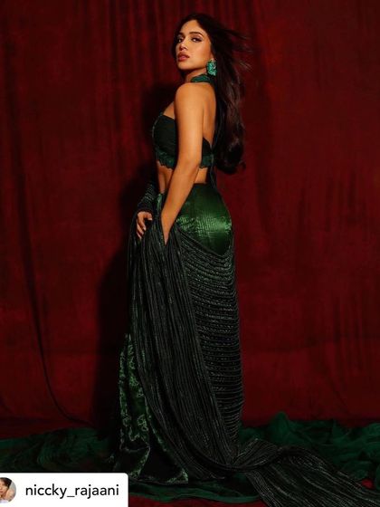 Red Carpet & Celebrity Appearances photo 19