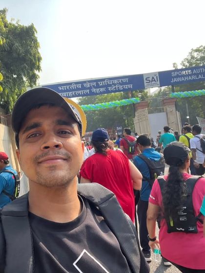 A selfie from the marathon route. It's important to enjoy the journey, even when it's tough.