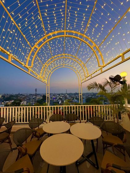 Aavyaktaya Architects - Commercial & Hospitality Design Enchanted Spaces: Biophilic & Organic Design photo 5