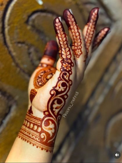 Sonu - Bridal & Wedding Mehndi Our Rich Herbal Henna Stain photo 3