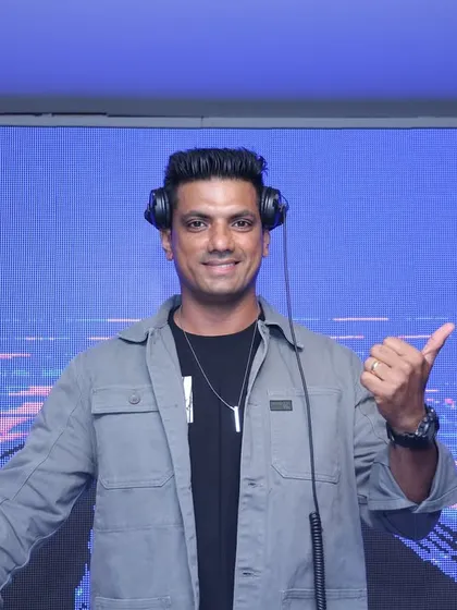 Giving a thumbs up from the DJ booth at House of Lords. A happy DJ means a happy crowd.