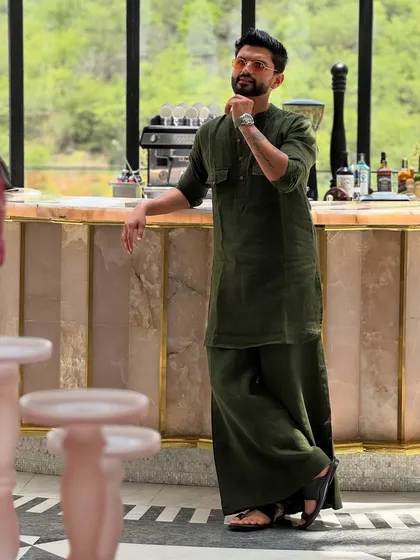 Channeling my inner 'Bunny' from Yeh Jawani Hai Deewani in this olive green kurta and lungi-style pants.