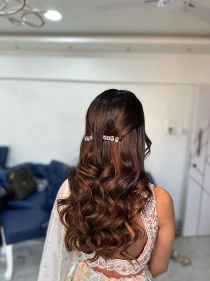 Flowing Waves & Curls photo 9