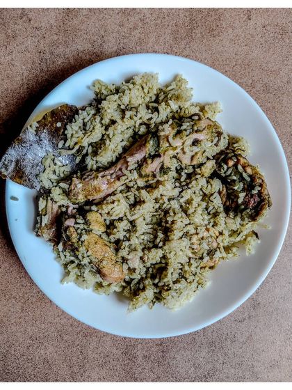 My homemade Chicken Palav is a light yet flavourful one-pot meal. It's oil-free and made with organic greens and antibiotic-free chicken.