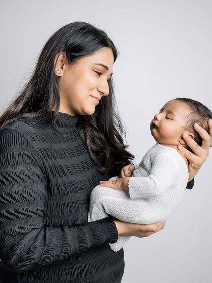 Newborn & Family: First Moments Together photo 16