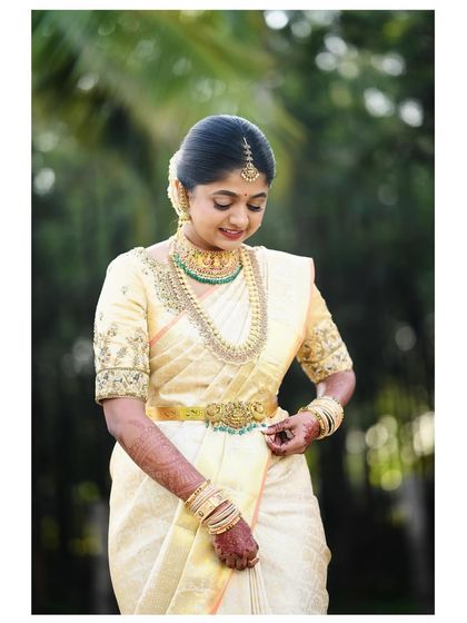 Anthariya by Nidhi Gowda - Custom Bridal & Occasion Wear Grand Bridal Sarees & Muhurtham Wear photo 94