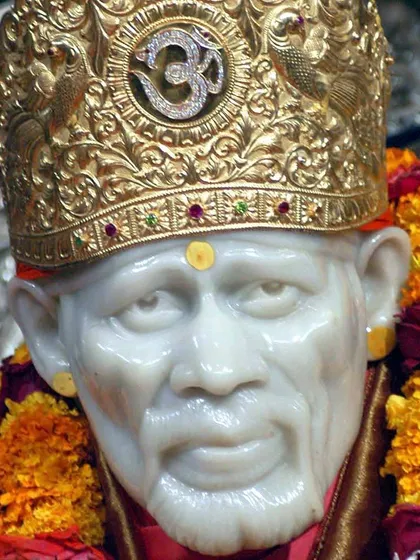 Sai Baba's teachings remind us to rise above material desires and achieve enlightenment. His life was a message of love, forgiveness, and faith.