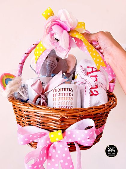 Welcoming the Little One photo 19