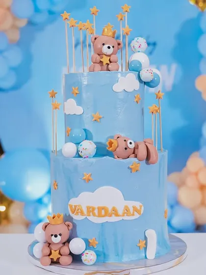 It's all in the details. This adorable teddy bear cake was the centerpiece of a wonderful first birthday, and we make sure to photograph every element you've put so much love into.