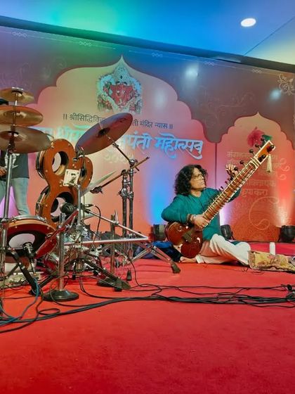 A full stage view of our performance at Siddhivinayak Temple. The energy of performing with Sivamani ji and Fazal Qureshi ji in such a divine place is indescribable.