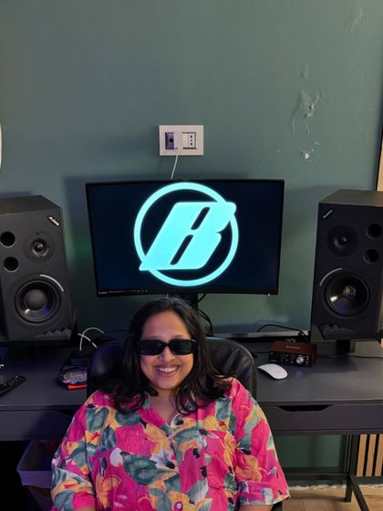 A quick 24-hour trip to Naples to record a set for B-Sides Radio. Even on a short trip, I always make time to connect with local radio stations and share my music.