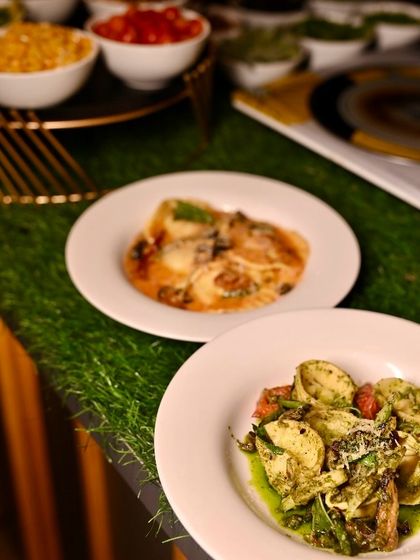 Interactive Live Stations photo 17