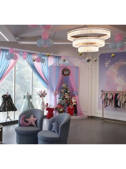 Our new store, decorated for the holidays, is a magical feeling. We hope this year is blissful for our entire Baby Casa family. Come visit us in Moti Nagar, Delhi.