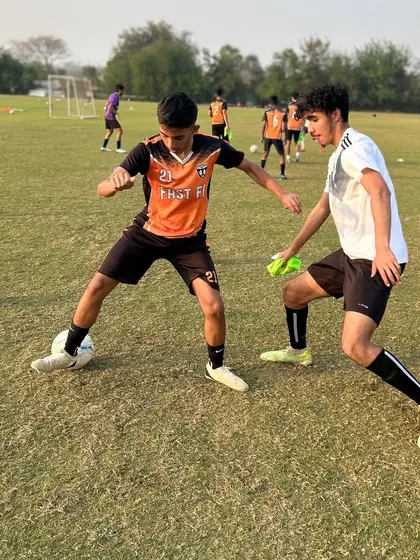 A one-on-one drill where our U17 players work on both their attacking and defensive skills.