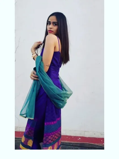 Upcycling isn't just for grand occasions. I transformed an old saree into this chic and comfortable spaghetti kurti and pencil pants set, perfect for casual outings. The original border adds a pop of color at the bottom.