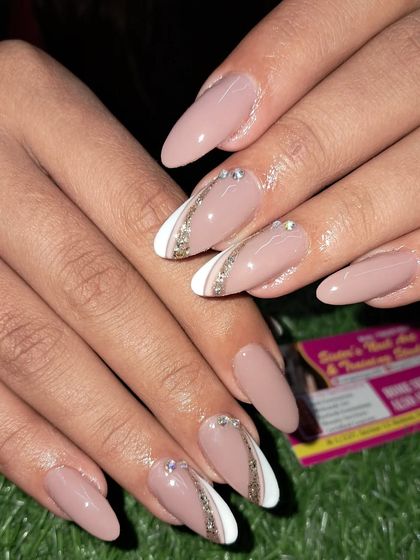 A classy nude set with a modern twist, featuring a white and silver glitter accent line.