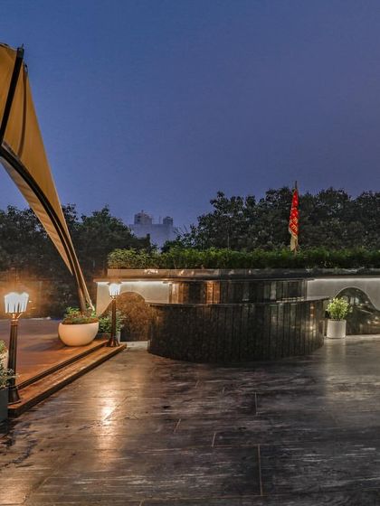 Architectural Details & Crafted Elements photo 11