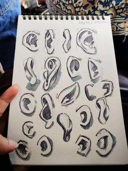Day 3 was dedicated to practicing ears, which have so many unique curves and shadows.